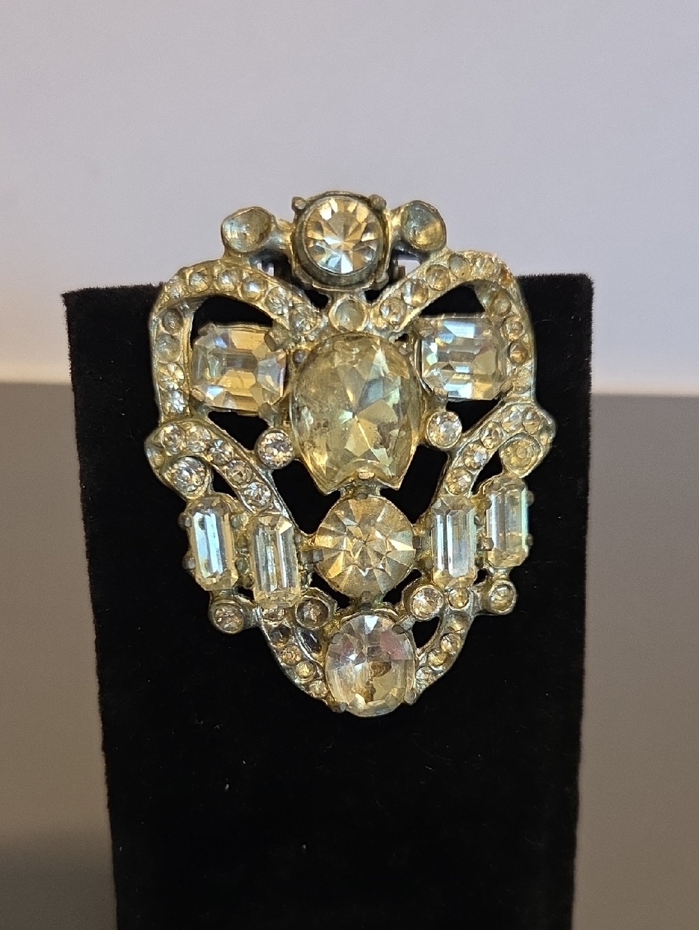 Vintage-Inspired Clear Crystal Statement Brooch Or Fur Clip- Project